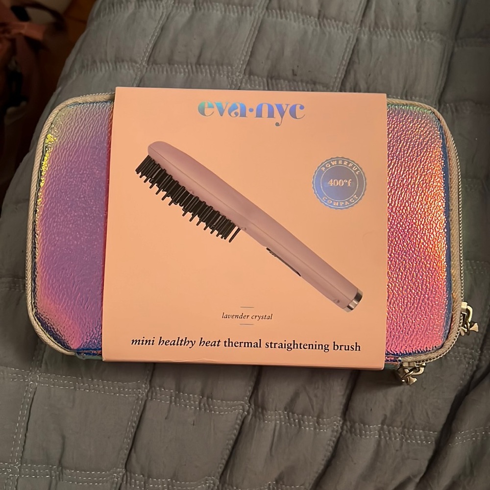 Eva NYC mini thermal straightening brush